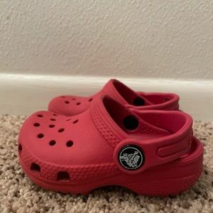 Crocs toddler size 5